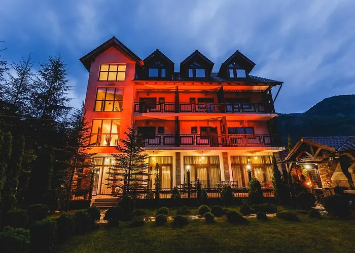 River Retreat Hotel Lotrioara photo
