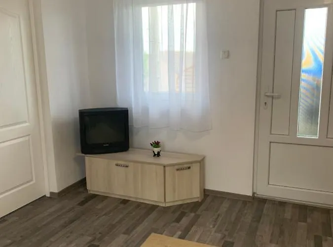 Camere De Inchiriat In Localitatea Danesti Danesti  photo