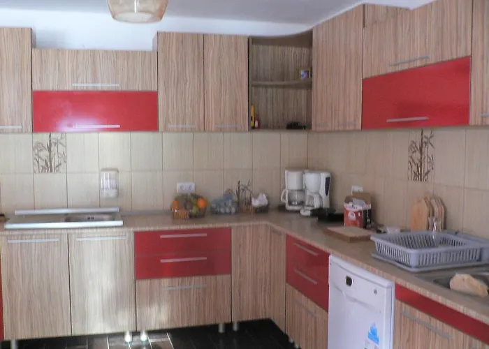 Izvorul Caprioarei Hotel Apata photo